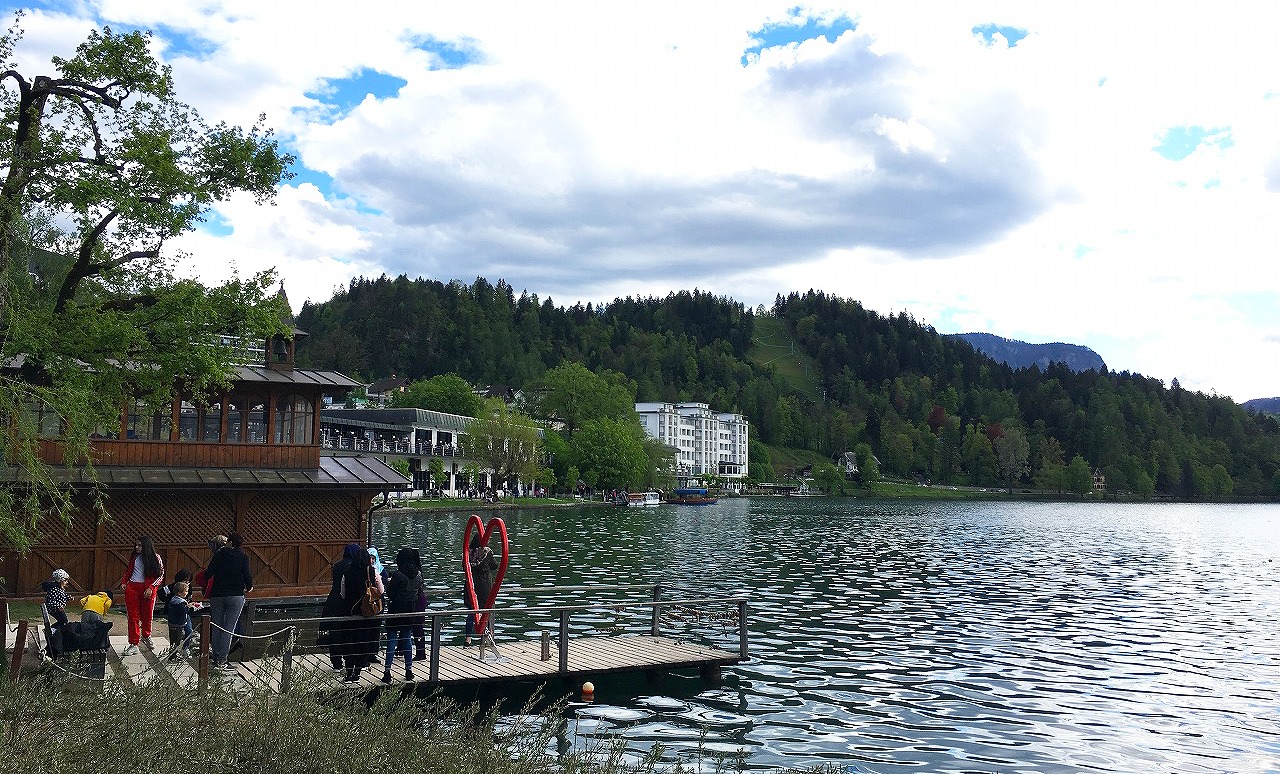 一生に一度は絶対に見たい絶景 ブレッド湖 旅womanブログ